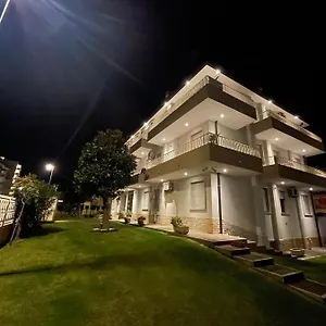 https://palazzina-del-sole.hotelinveneto.com
